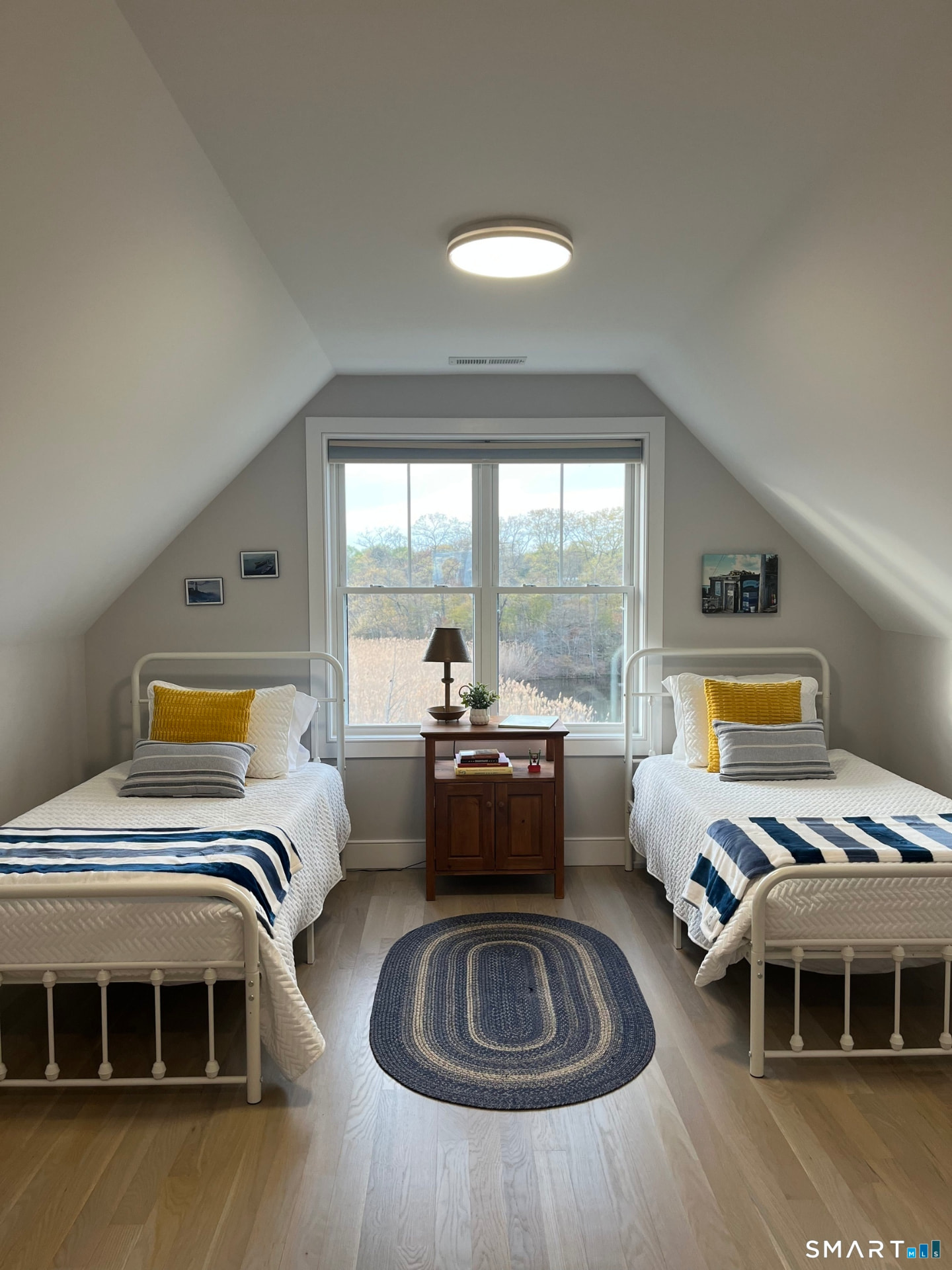 Third-floor guest room